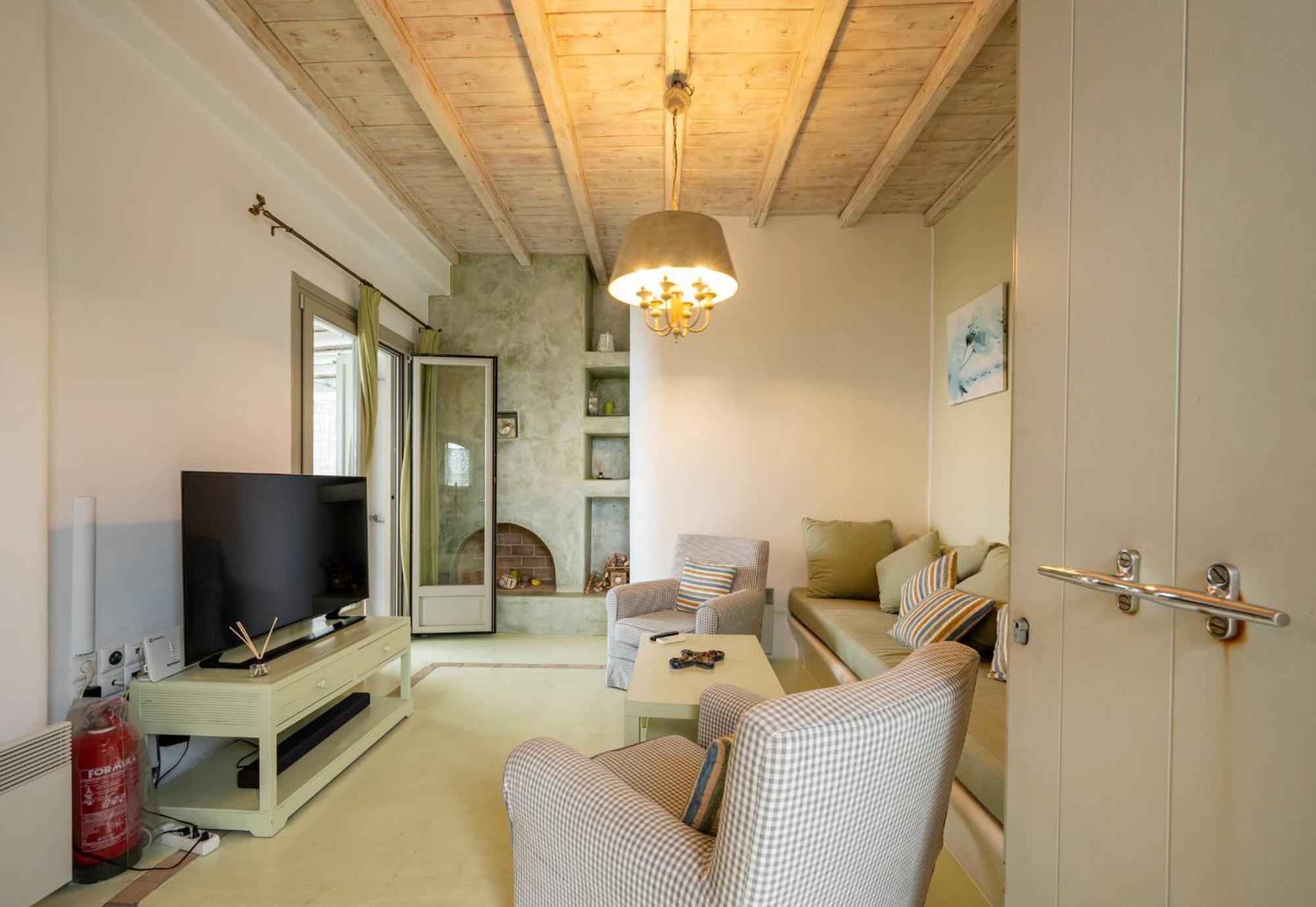 Holiday home Azallea By Mykonian Kazarte Kalafatis